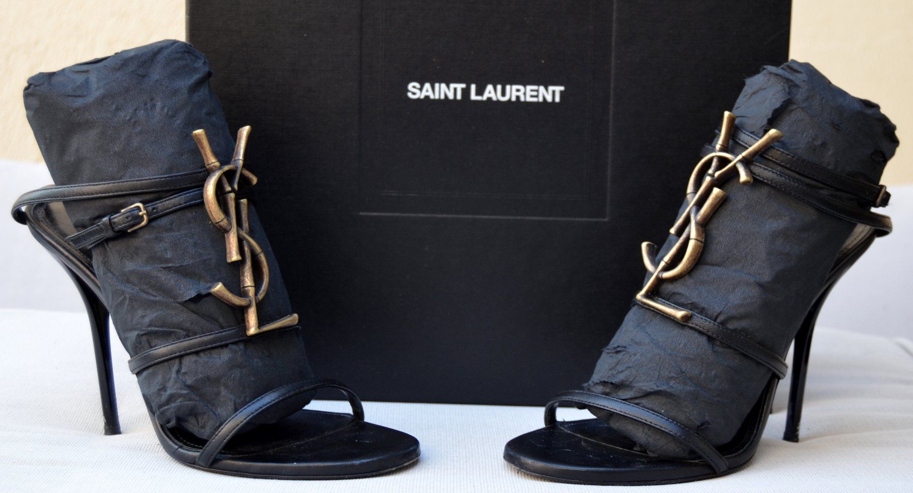 Saint Laurent Scarpe da donna: Yves Saint Laurent Pups .36 – Usato da Collonges venduto da Allegree 1