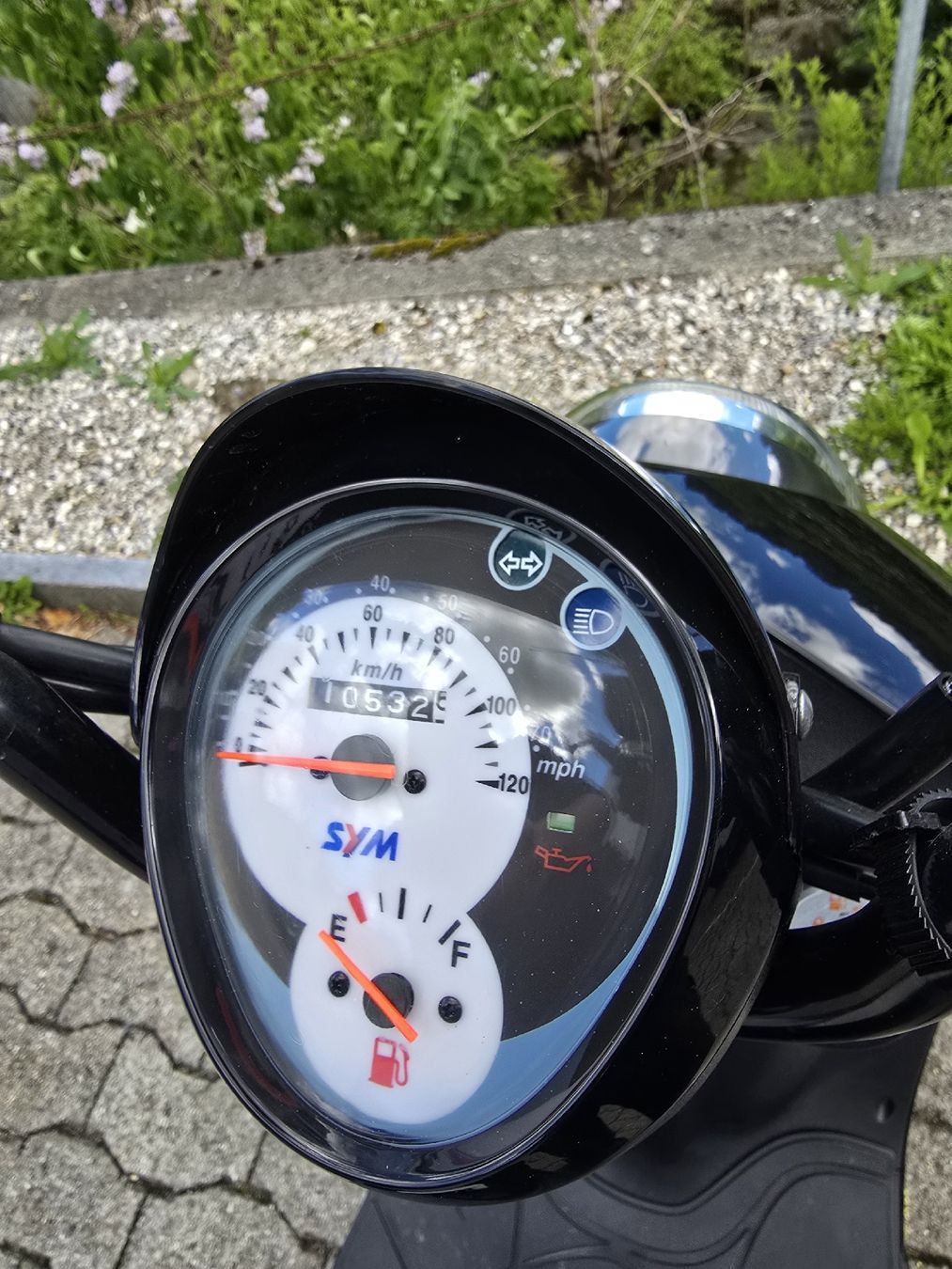Sym Scooter: Frisch ab MFK SYM Mio 100 – Usato da Schafhausen i.E. venduto da Hillman_Minx 5
