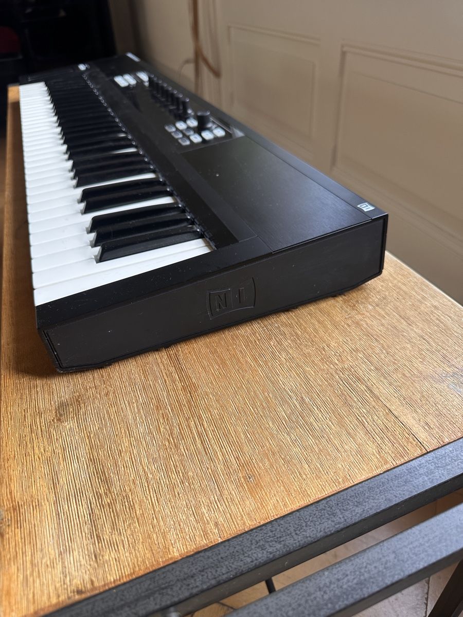 Native Instruments Strumenti musicali: Native Instruments Komplete Kontrol S61 – Usato da Zürich venduto da flo2119 3