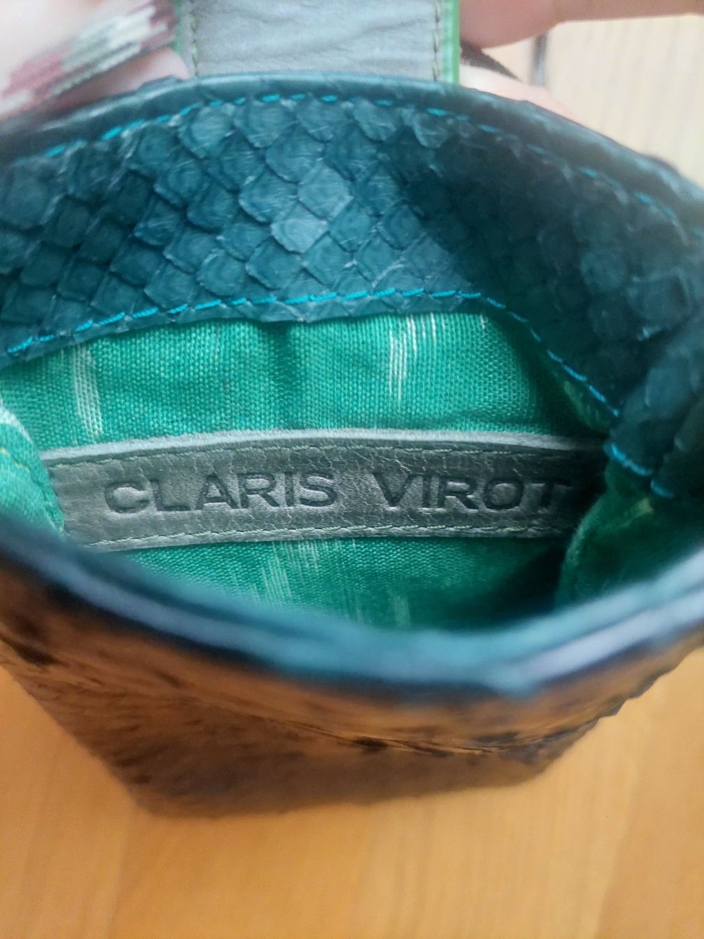 Borse da donna: Claris Virot Python, Pochette étui éléphone, bleu canard – Usato da Genève venduto da a_t_g5kq 2