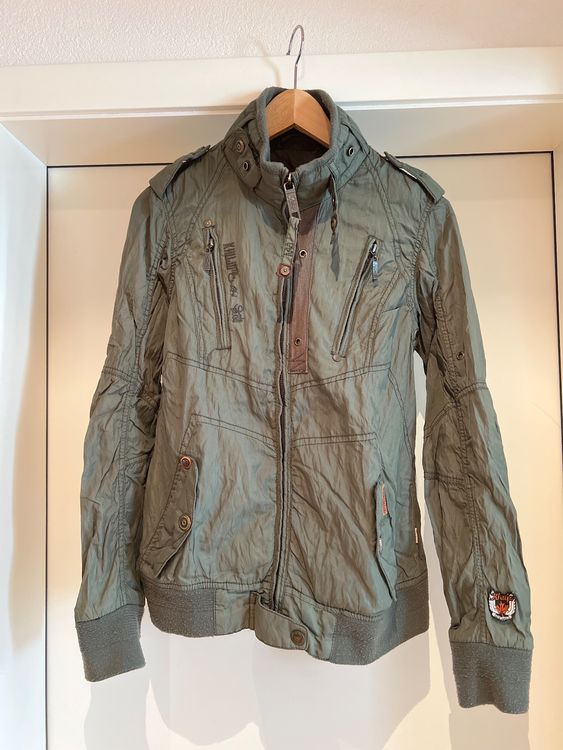 Jacke Von Khujo