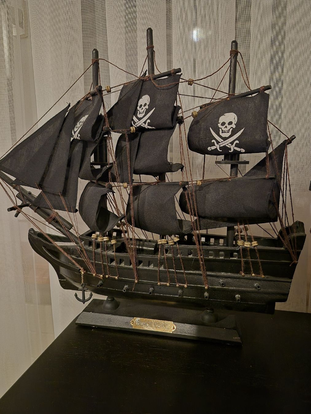 Tutte le decorazioni: Black Pearl – Usato da Berikon venduto da Solo54 1