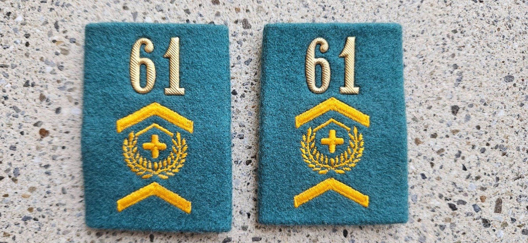 Schweizer Armee Placchette & Badge: *** Patten /Schulterschlaufen mit Nummer *** – Usato da Riedholz venduto da fr_sIruP