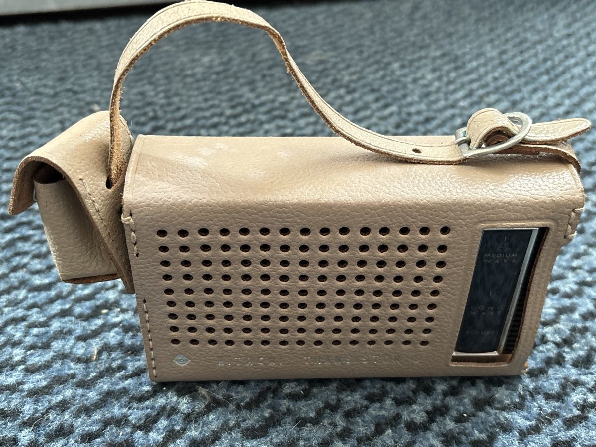 Hitachi Radios: Vintage HITACHI Radio Transistor 6 – Gebraucht aus Konolfingen von  3