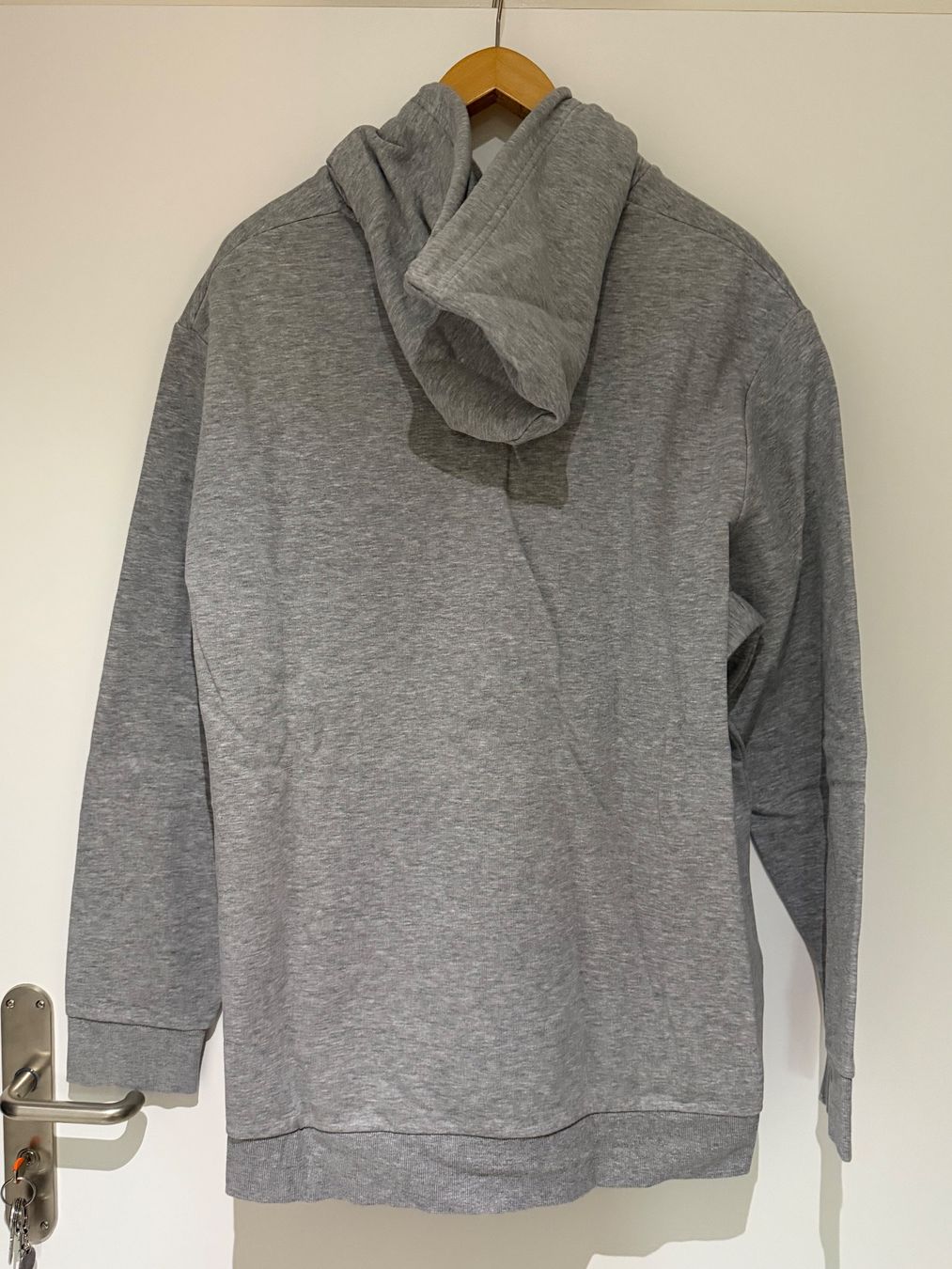 C&A Maglioni & Felpe: Hoodies, Kapuzenpullover 3XL – Nuovo (secondo la descrizione) da Niederglatt ZH venduto da Neshuk 3