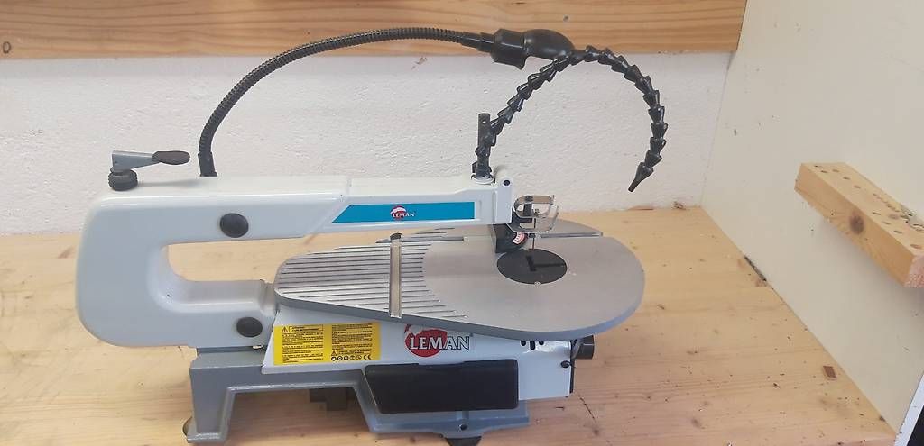 Sägen: vend scie à chantourner  – Gebraucht aus Genève von alainmichel