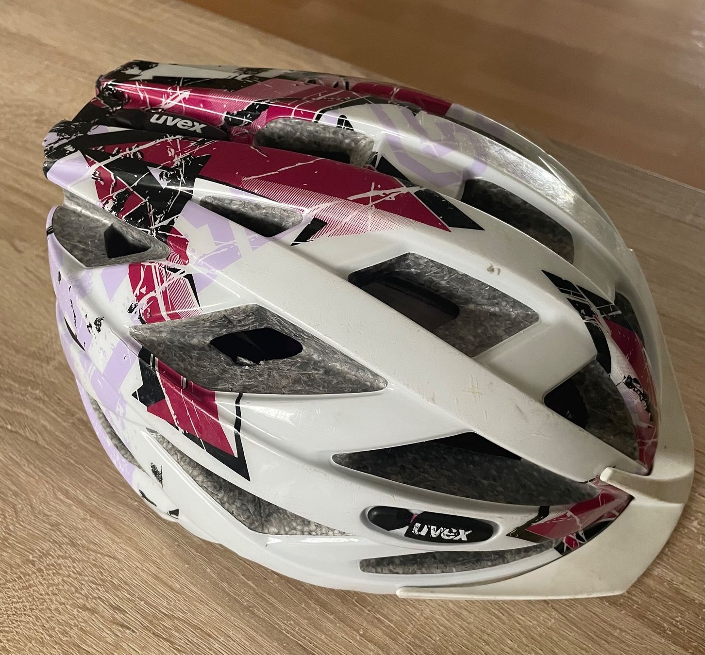 Uvex Helme: UVEX Velohelm / Grösse verstellbar!!! – Gebraucht aus Winterthur von LESA1015 2