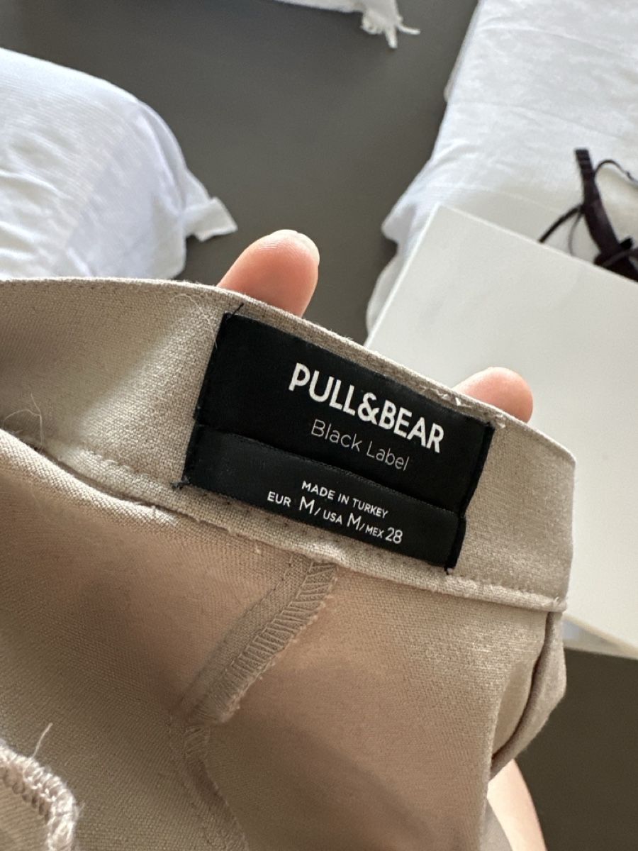 Pull&Bear Hosen: Hosen Pull & Bear Black Label beige Grösse M – Gebraucht aus Zug von a.marryl 4