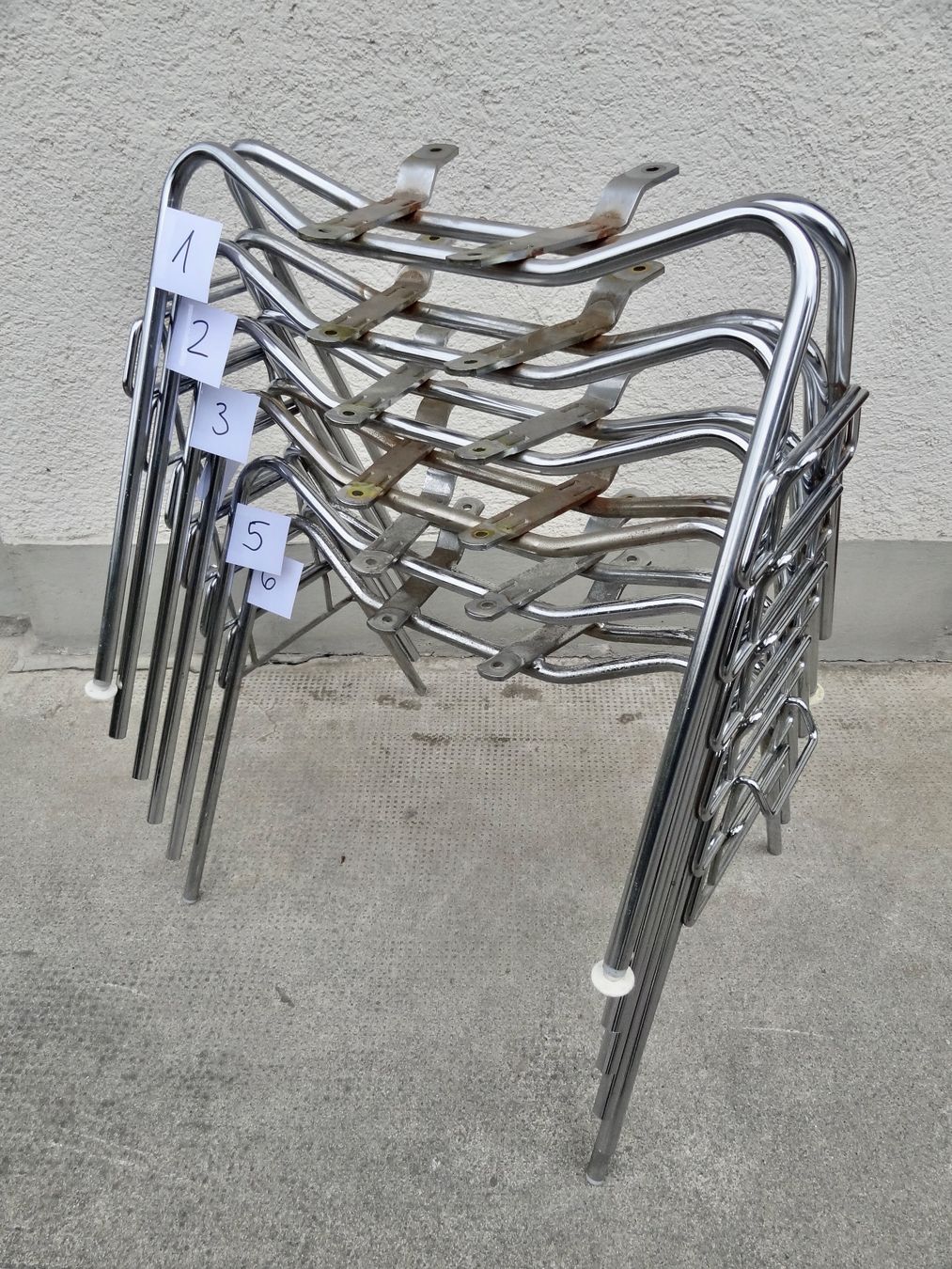 Eames Chaises: Eames Side Chair Base Stacking Base – D'occasion à Kerzers par zimmergruen 2