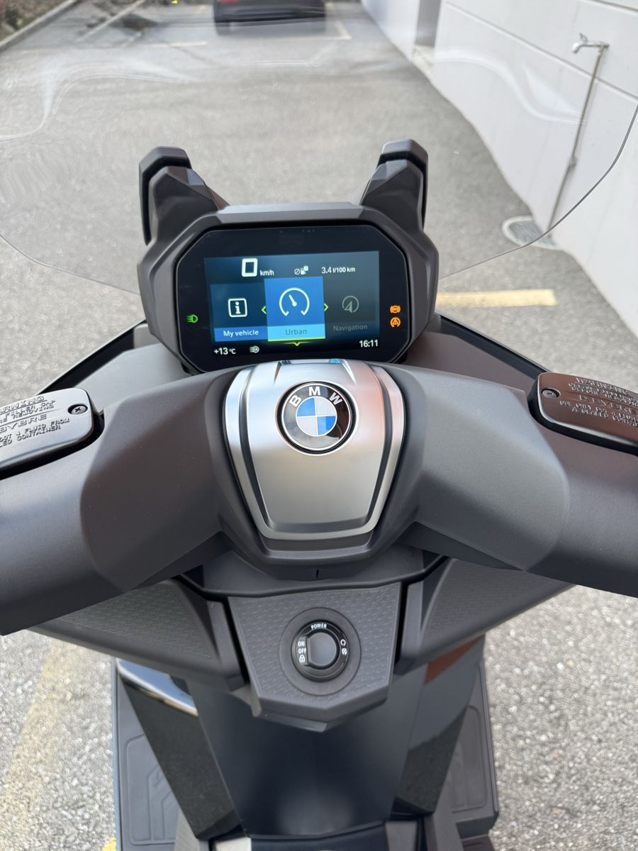 Scooter: BMW C400 GT Triple Black – Usato da Sigirino venduto da Mattia87 4