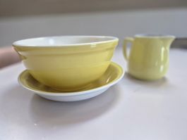 Rössler Set: 2 grosse Schalen, 1 Kanne, gelb