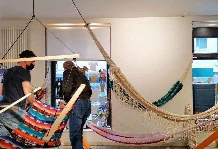 Sonstige Gartenschaukeln: Perfect Coton Hammock for Kids - Soft & Resistant - 50% – Gebraucht aus Dübendorf von Mayan-Dreams 3