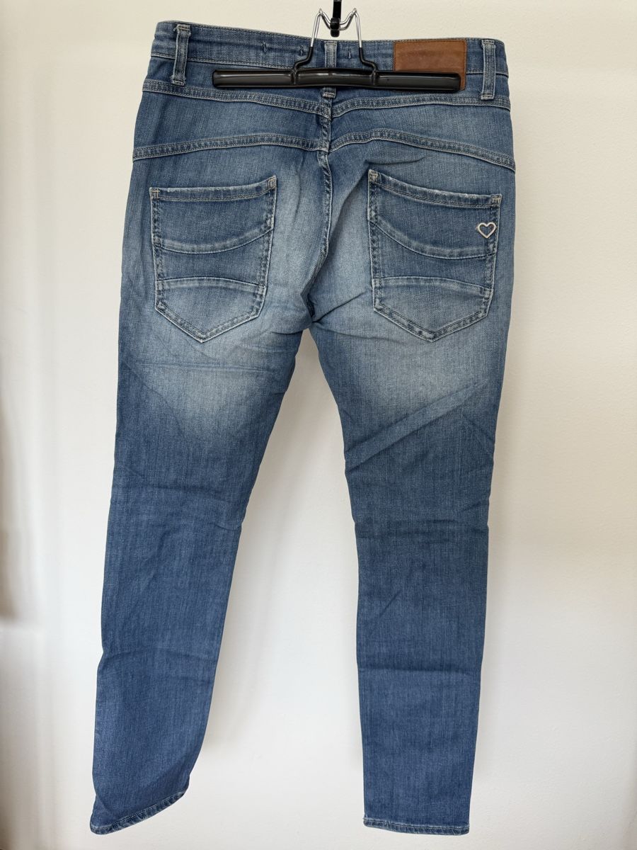 Please Jeans Jeans: Please Damen Jeans mit Rissen, Grösse S – Usato da Kriens venduto da MeinKleiderschrank 4