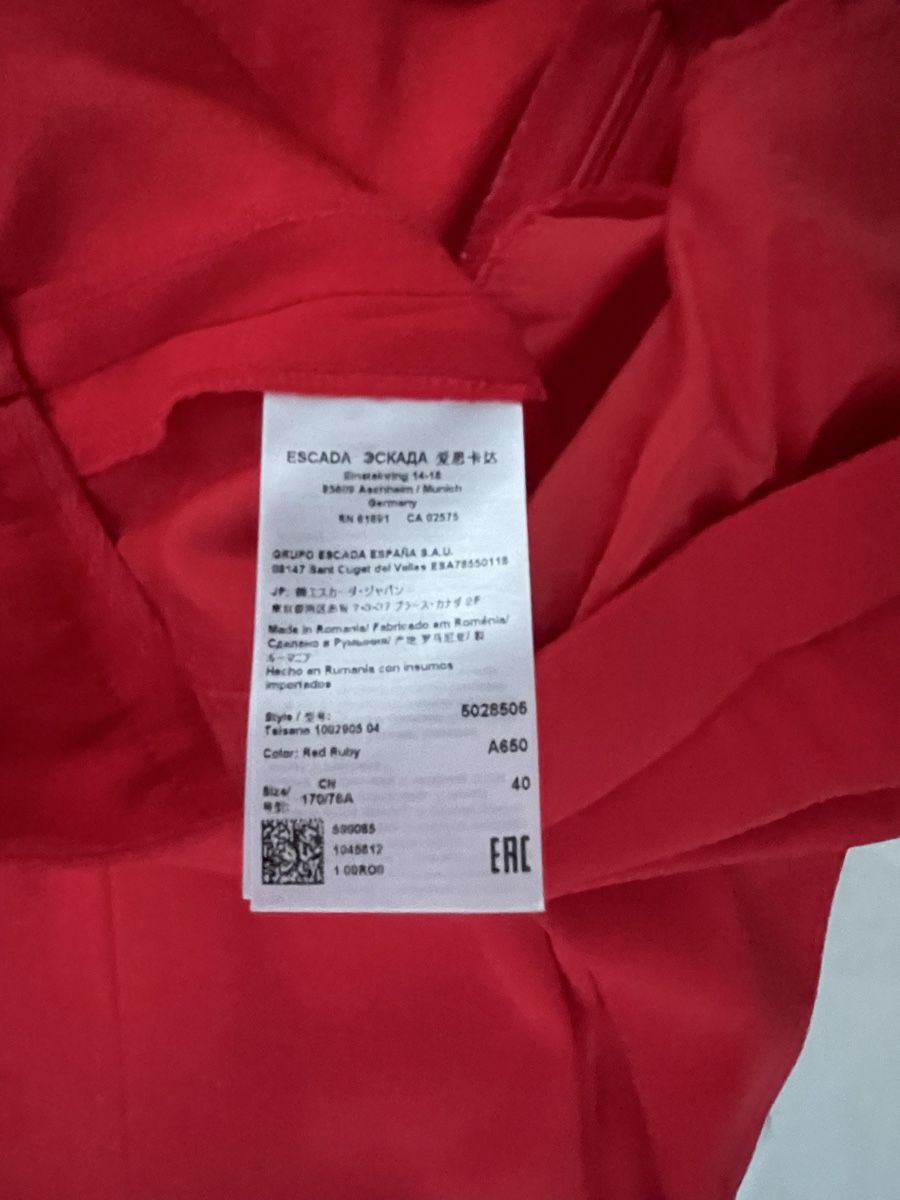 Escada Pantalons: ESCADA Stoffhose Gr. 40 Rot – Neuf (Voir description) à Weisslingen par Spiegelbild0 5