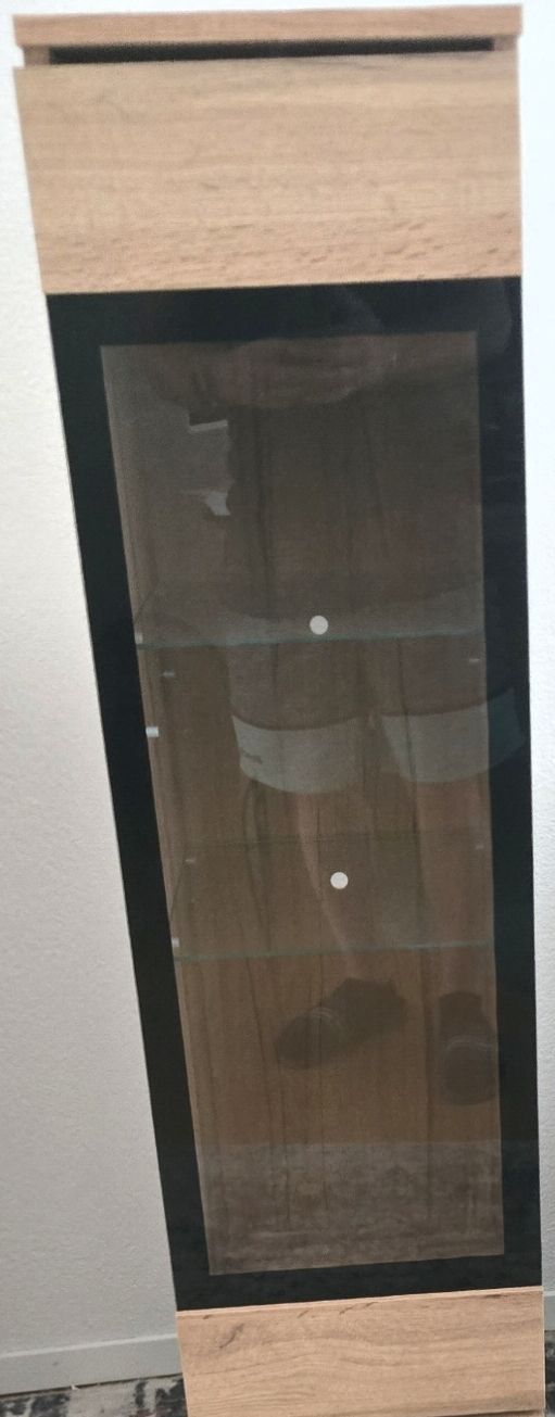Vetrine: Vitrinenschrank Holzoptik mit Glasfronthöhe 130cm – Usato da Neuenhof venduto da archia