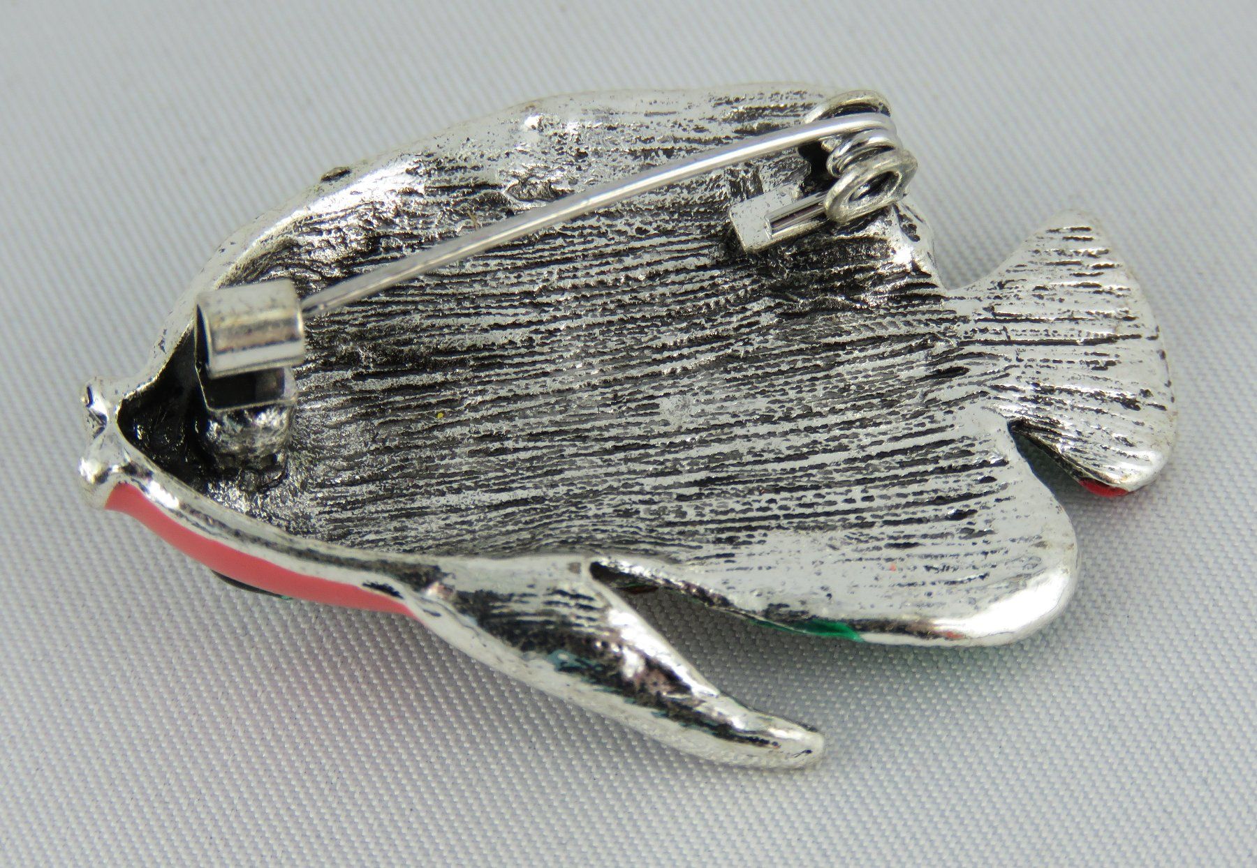 Spille & Fermagli: Brosche - FISCH - mit Glitzersteinen - 4,5x3cm – Nuovo e nell'imballaggio originale da Grenchen venduto da Yamahwildstar16 2