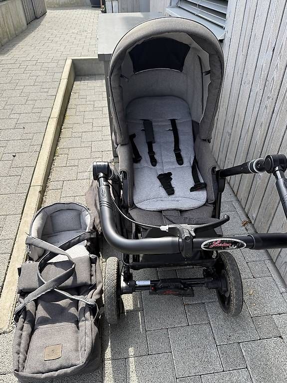 Hartan Carrozzine: Kinderwagen Hartan Racer GTS – Usato da Oetwil am See venduto da Cocococolina 1