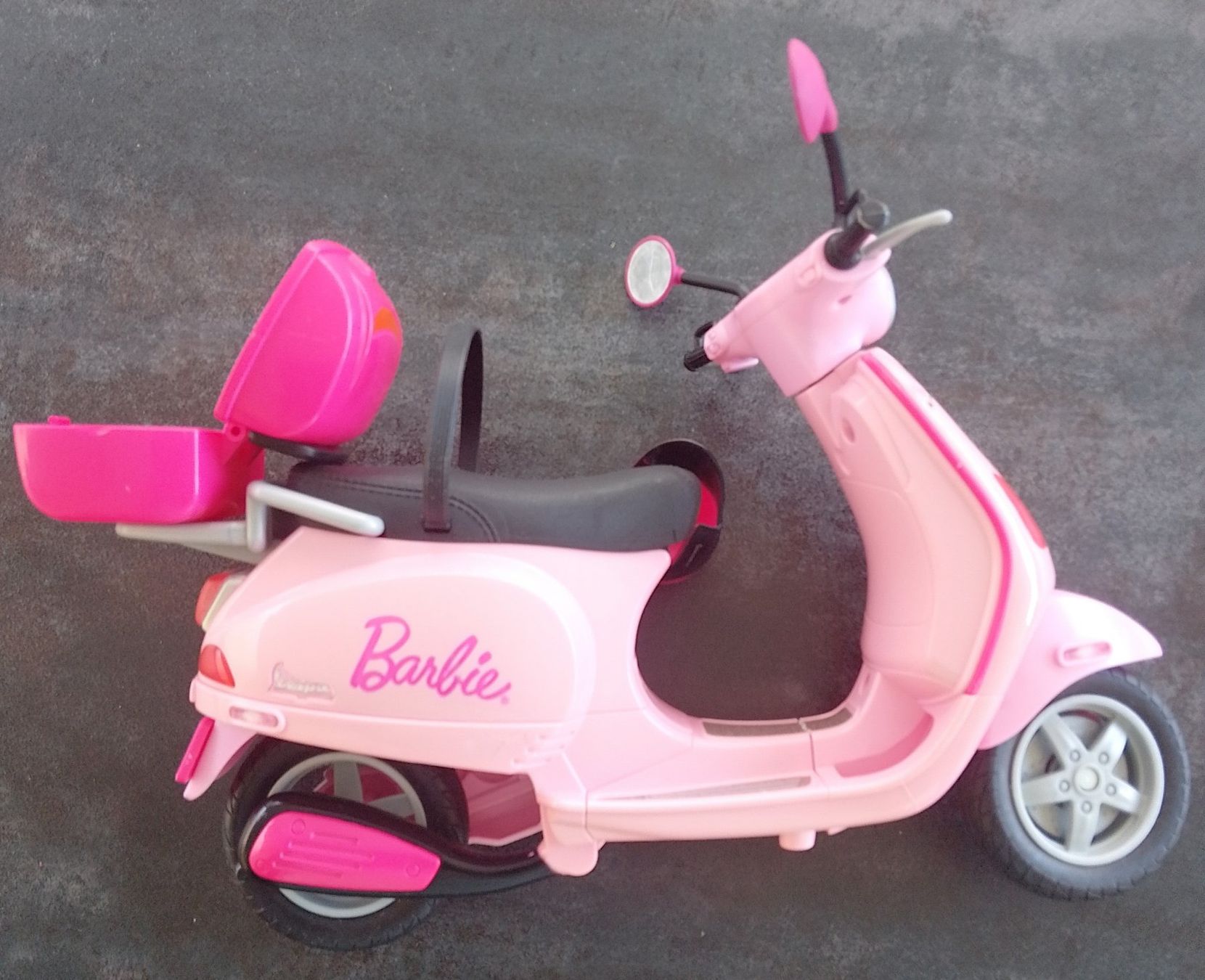 Puppen: Mattel Barbie Roller Vespa pink – Gebraucht aus Wohlen AG von salamanderspielwaren 2
