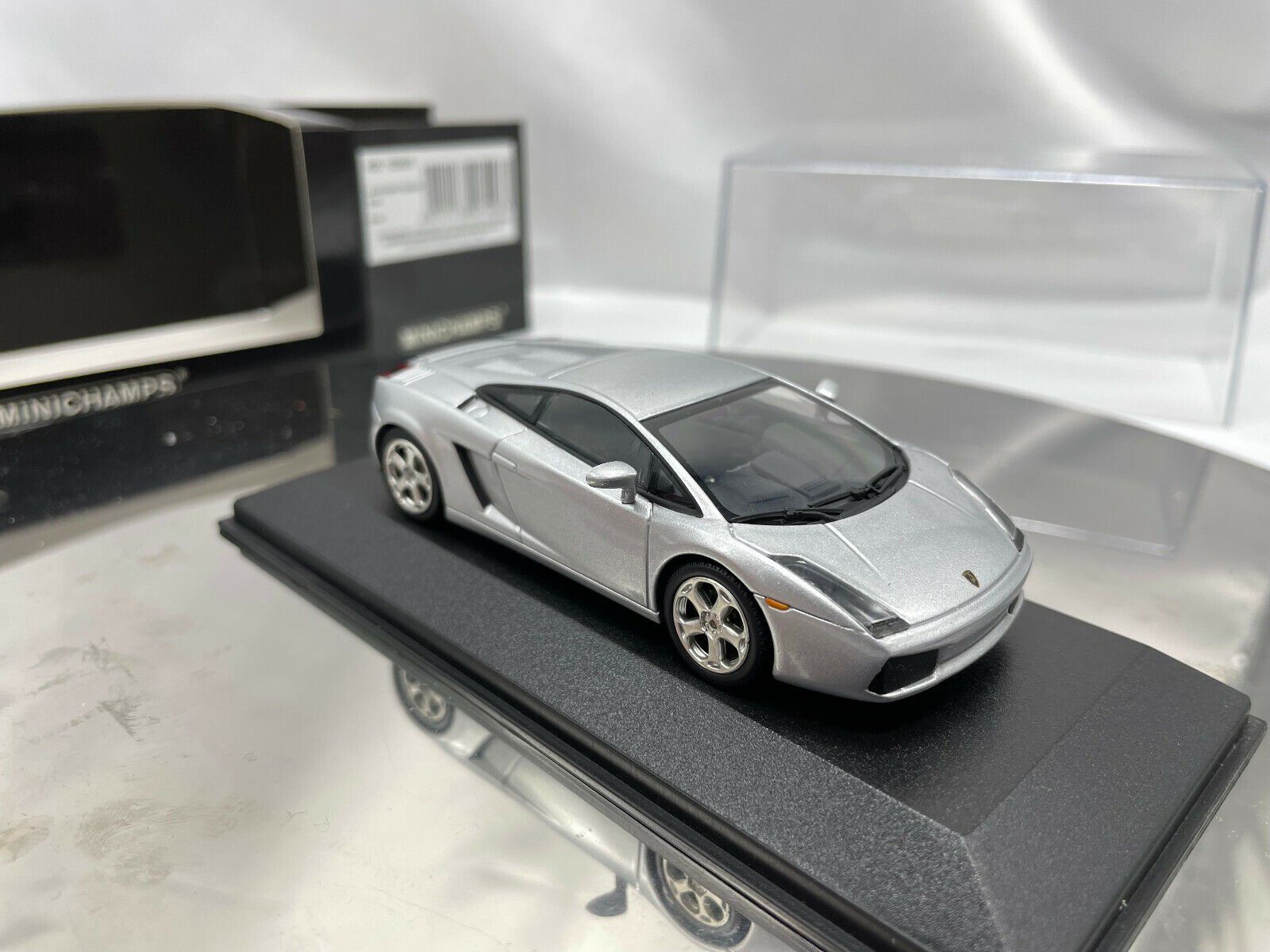 Lamborghini Modellini d'auto: Lamborghini Gallardo (2004) – Nuovo e nell'imballaggio originale da Flawil venduto da Imperiosud 6