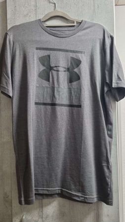 Under Armour T-Shirt NEU