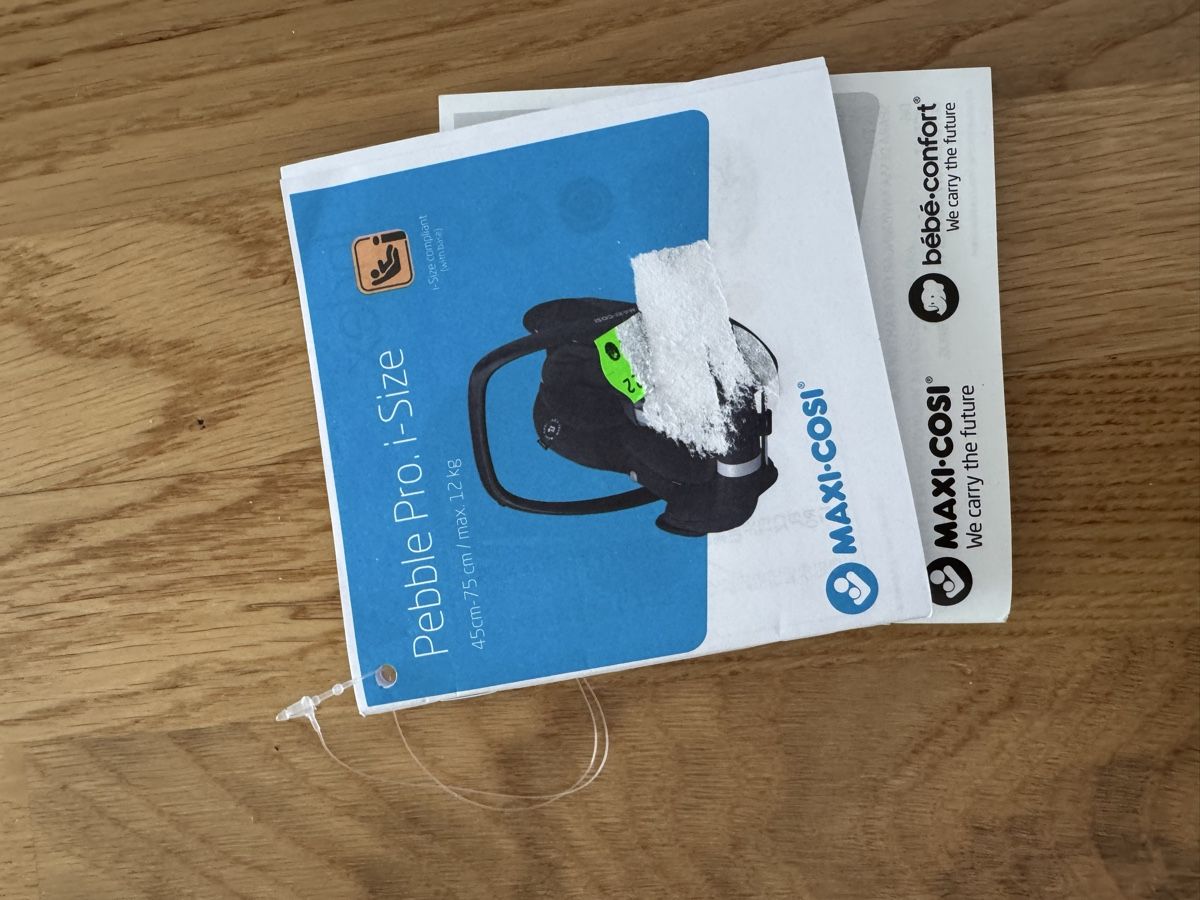 Seggiolini per auto: Maxi Cosi Babyschale Pebble mit Isofix – Usato da Zumikon venduto da ant_n8vp 5