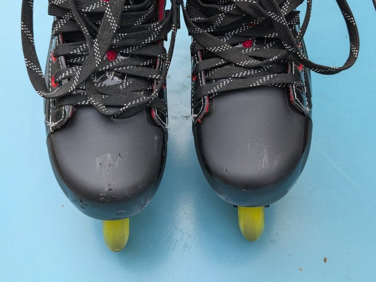 Pattini in linea & Pattini a rotelle: Hockey Inline Skates, Gr. 8 (43) – Usato da Roggwil BE venduto da Xmopx 1