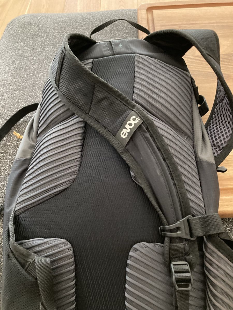 Evoc Sacs à dos: Evoc Ride 12 Bikerucksack – D'occasion à Lyss par Wylerbaer 1
