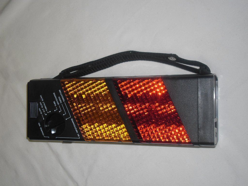 Lampade: Pannenhilfe , Multi - Lampe, Notlampe – Nuovo (secondo la descrizione) da Büren SO venduto da omsa 3