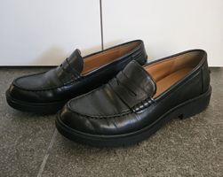 Mocassins Geox en cuir noir (taille 40)