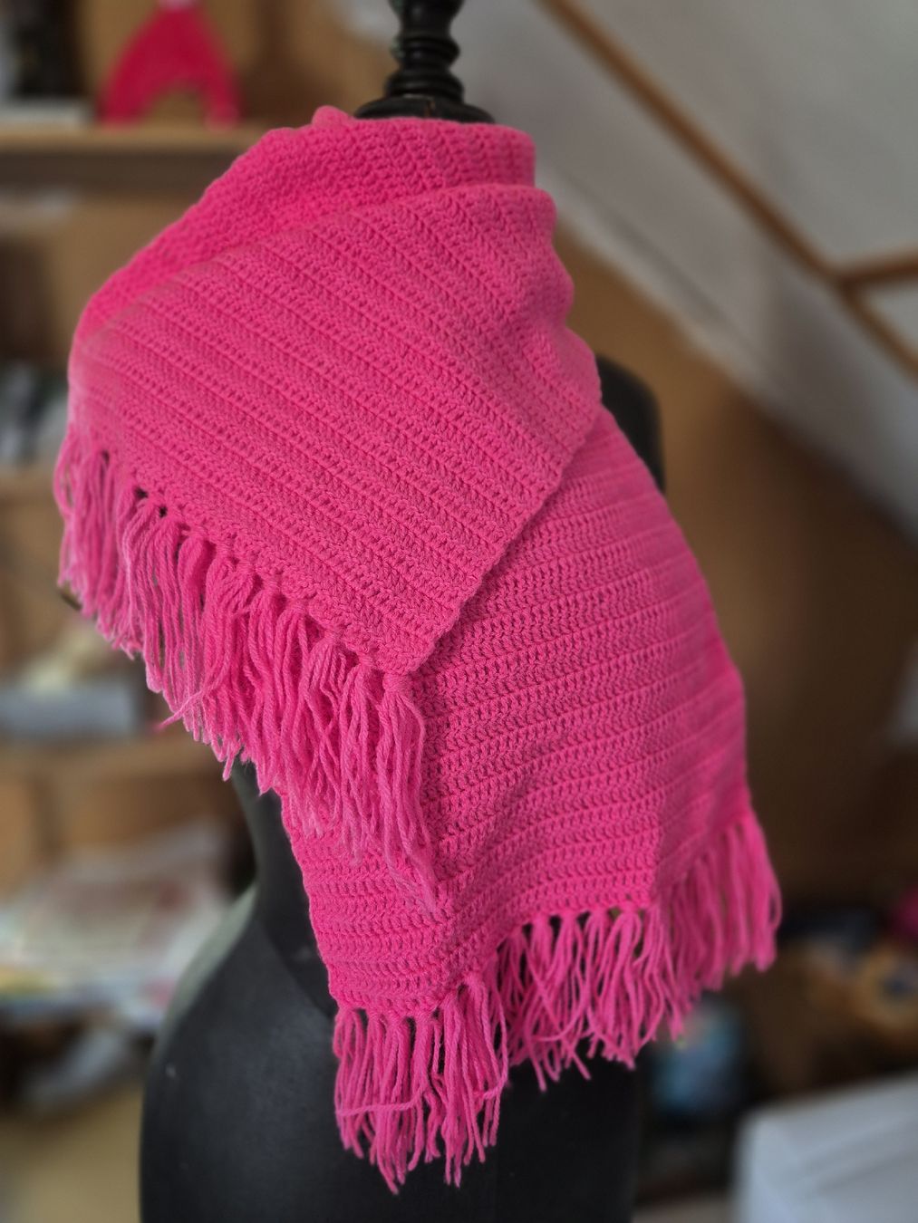 Sonstige Mädchenkleider: Écharpe rose – Gebraucht aus Yverdon-les-Bains von somiou 1