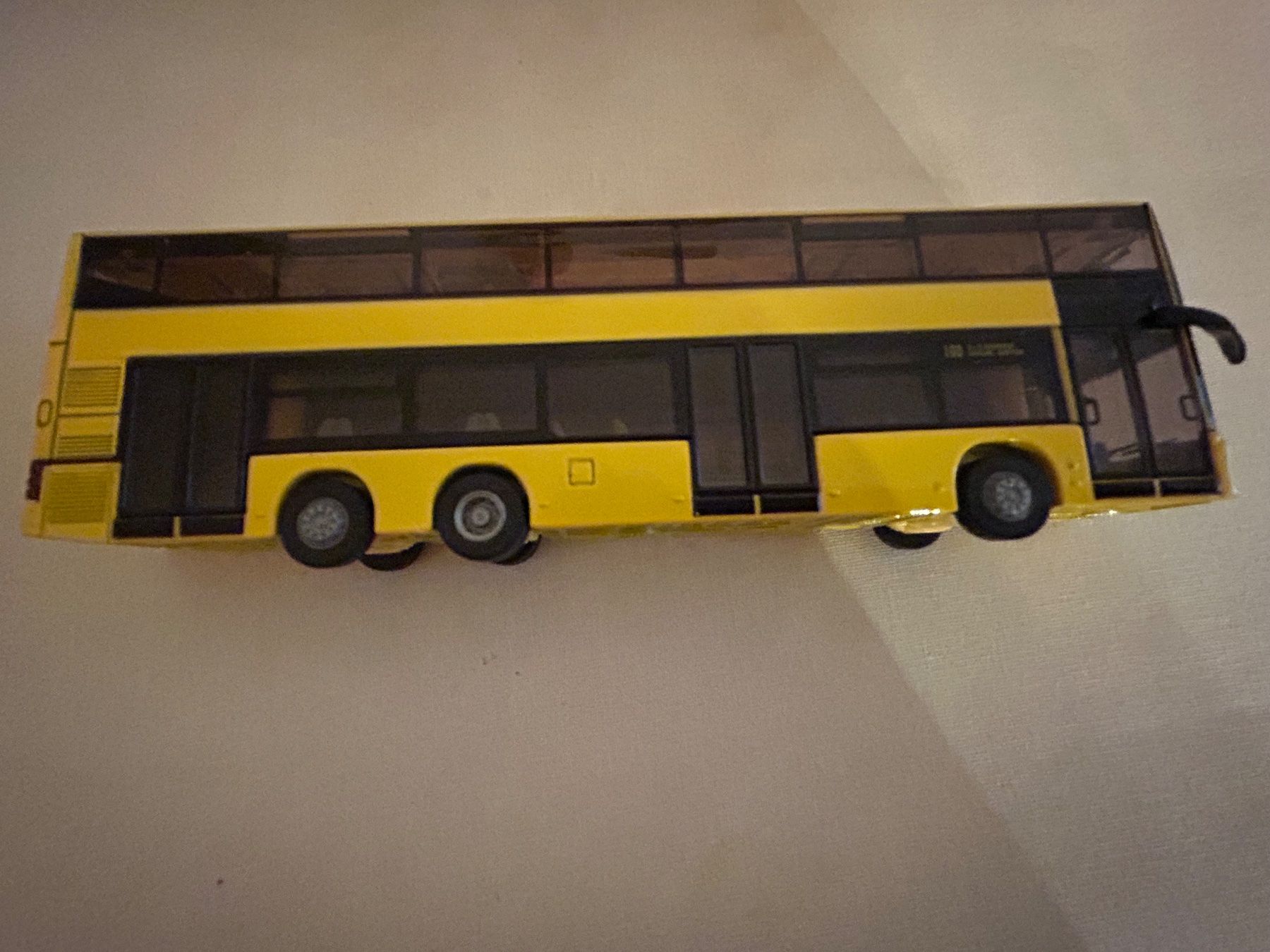 Giocattoli: PETIT BUS A DEUX ETAGES – Usato da Genève venduto da zonzon9351