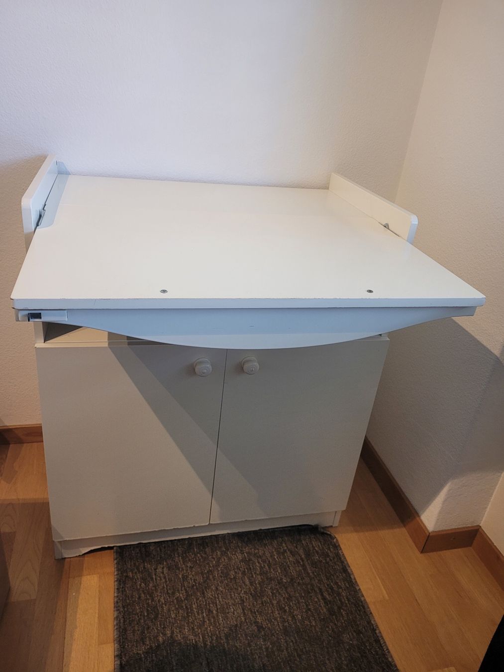 Bureaux: Schreibtisch – D'occasion à Wallisellen par sop_cp9g 1