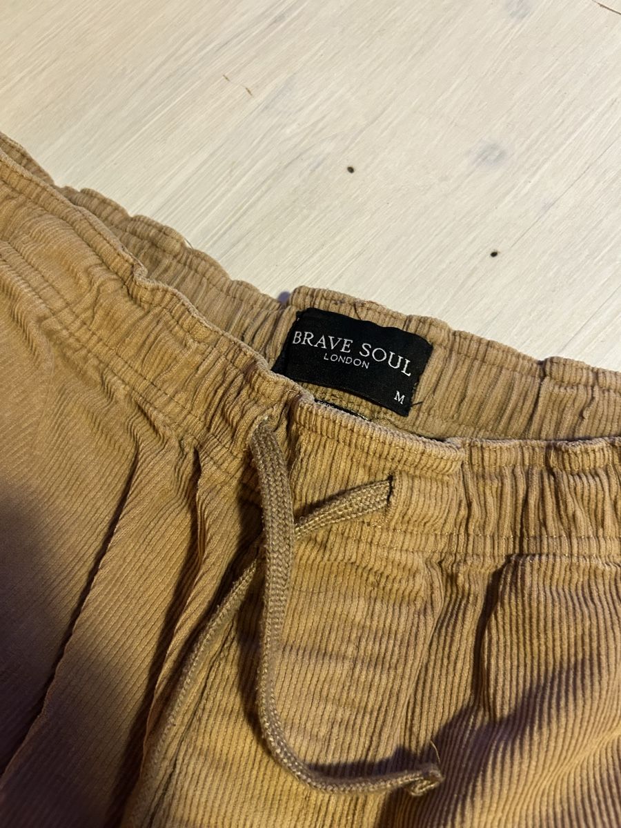 Pantaloni: Cordhose Brave Soul Gr. M  – Usato da Riedholz venduto da karinadam 3