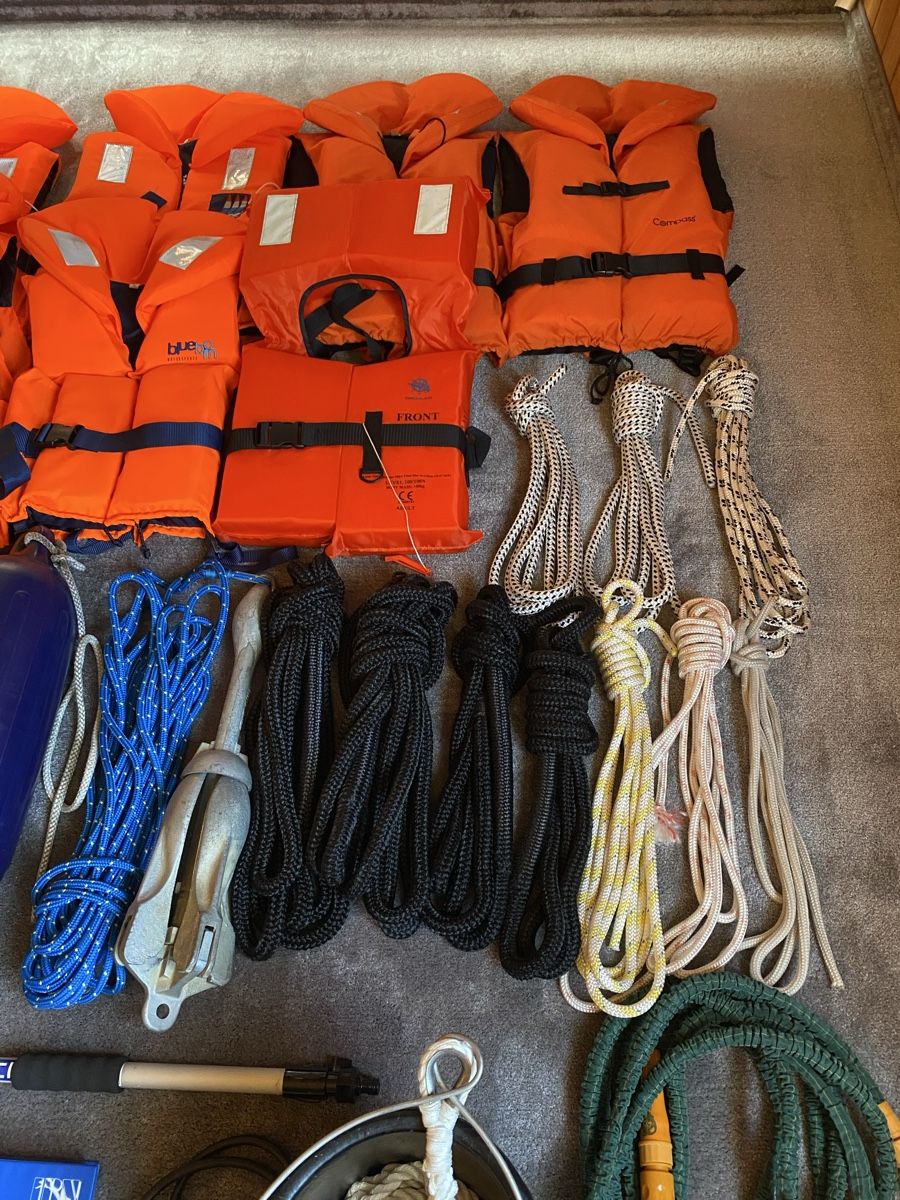 Barche: Bootszubehör/ Schiffszubehör – Usato da Andwil SG venduto da bbandwil 2
