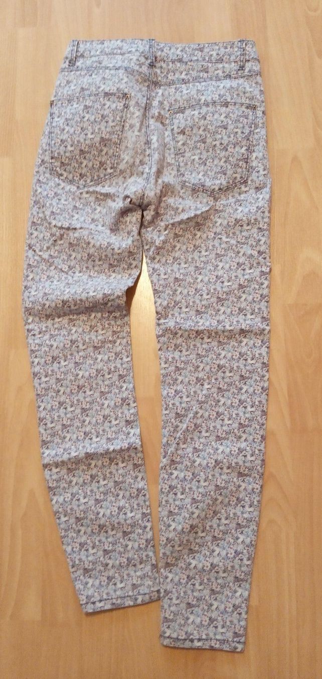 Pantalons: Damenhose Größe S – D'occasion à Chur par Rodanisa 6