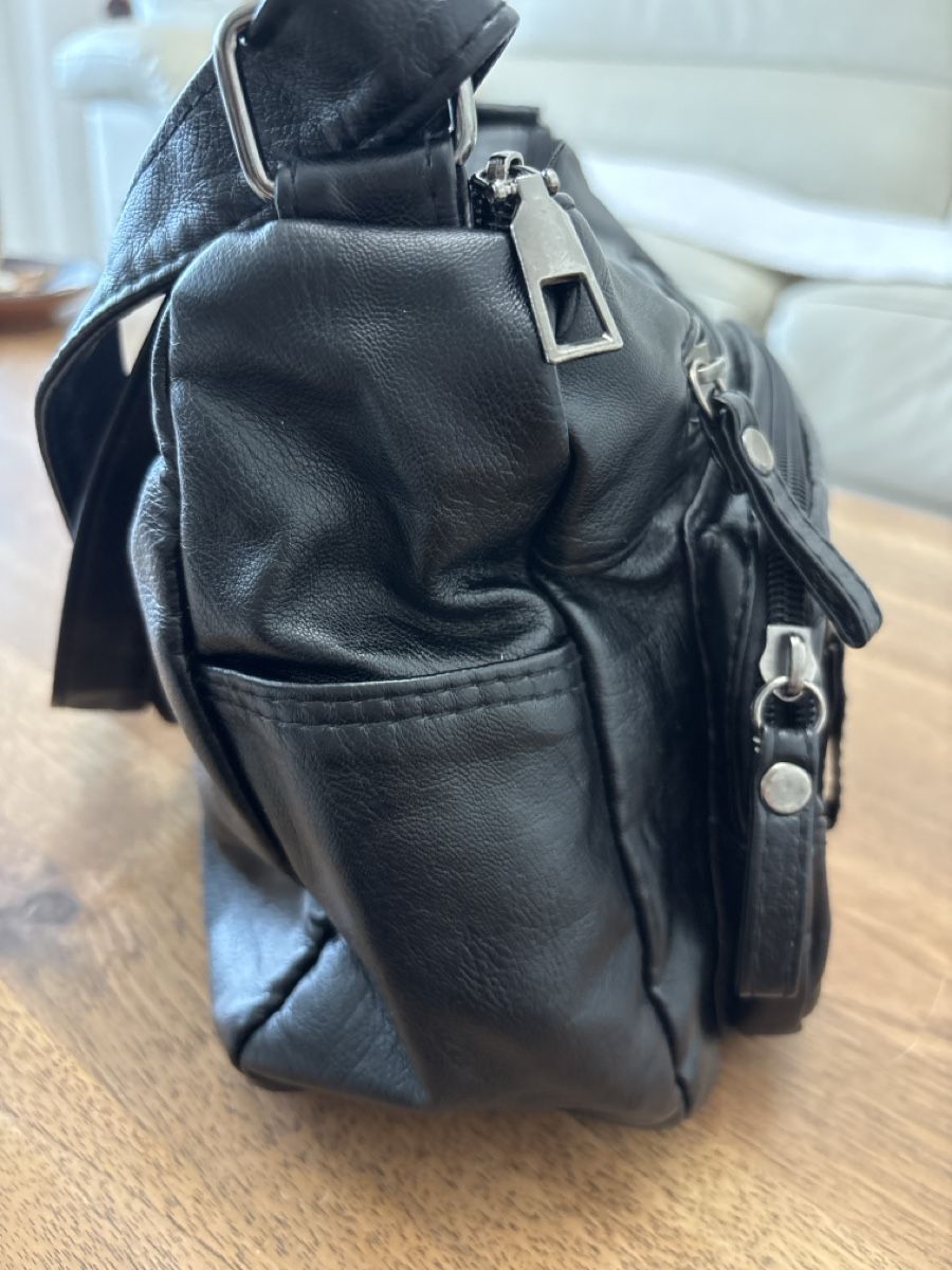 Taschen für Damen: Elegante Handtasche , schwarz, viele Fächer – Gebraucht aus Kriens von mir_v8ww 2
