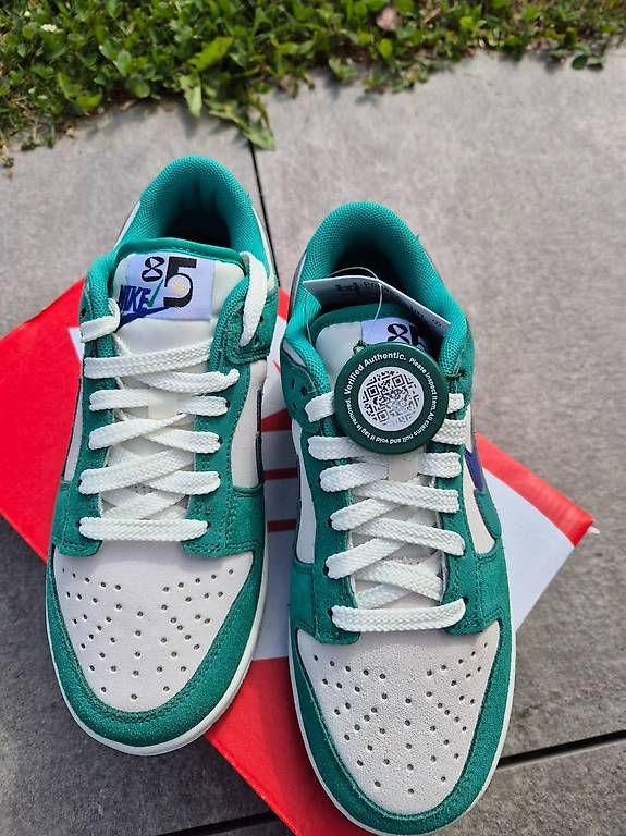 Nike Chaussures hommes: Nike Dunk low SE85 Neptune Green – Neuf avec emballage d'origine à St-Légier-Chiésaz par Lnomade