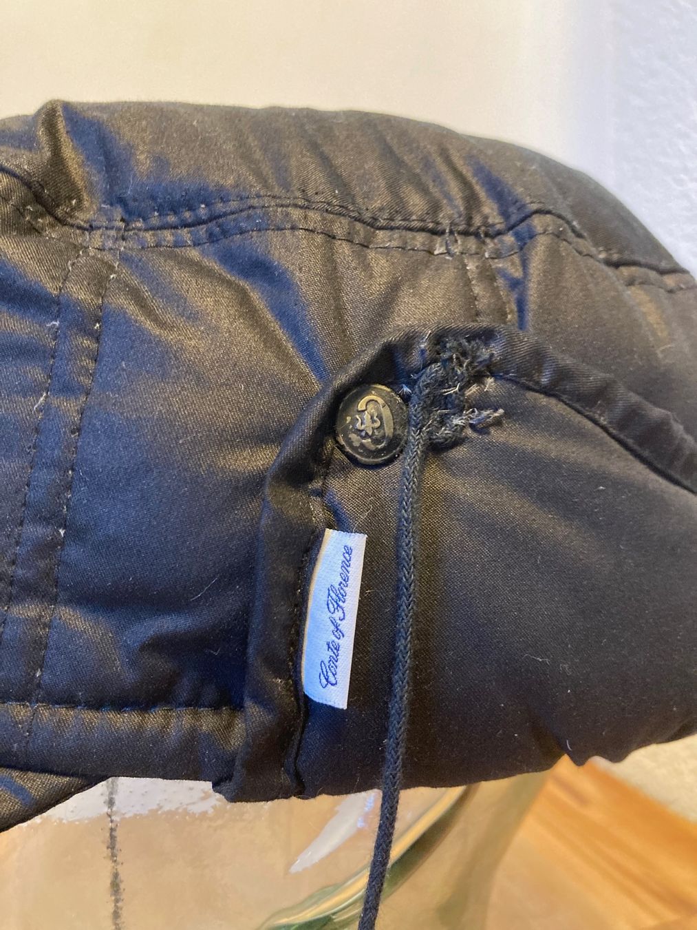 Copricapi, berretti & cappellini: Vintage Y2K Goosed Beanie Compte de Florence – Usato da Zürich venduto da le_souk 8