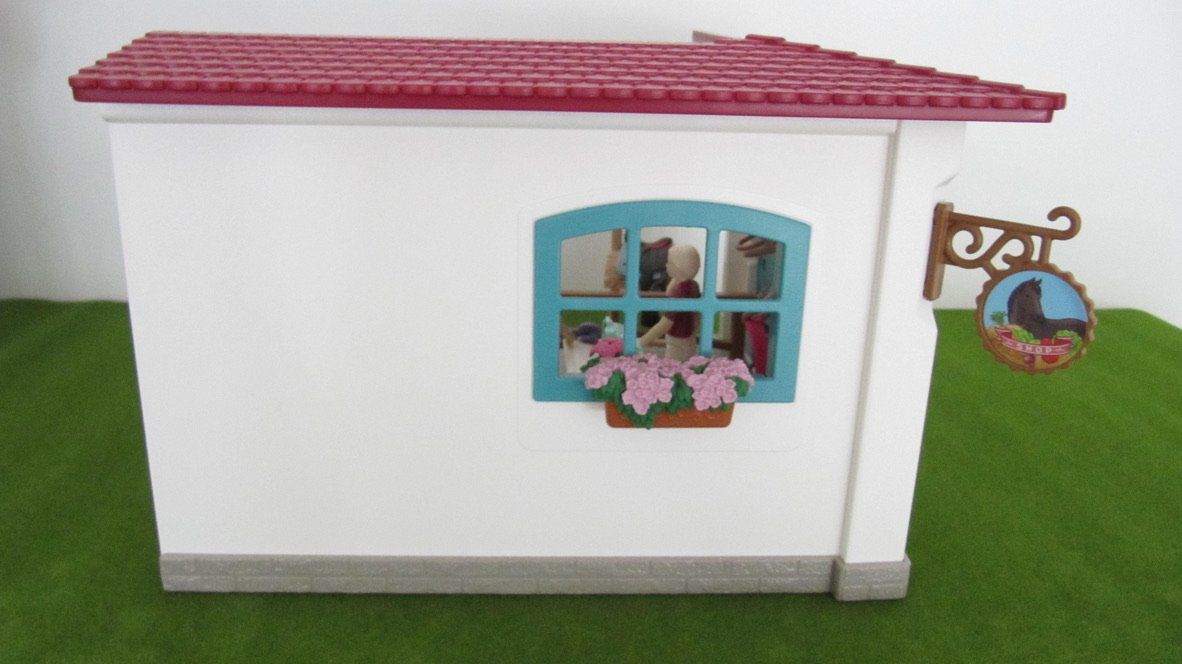 Schleich Giocattoli: Schleich Pferde Reitshop / Reitgeschäft 42568 – Usato da Brunnen venduto da Kiwiland1 9