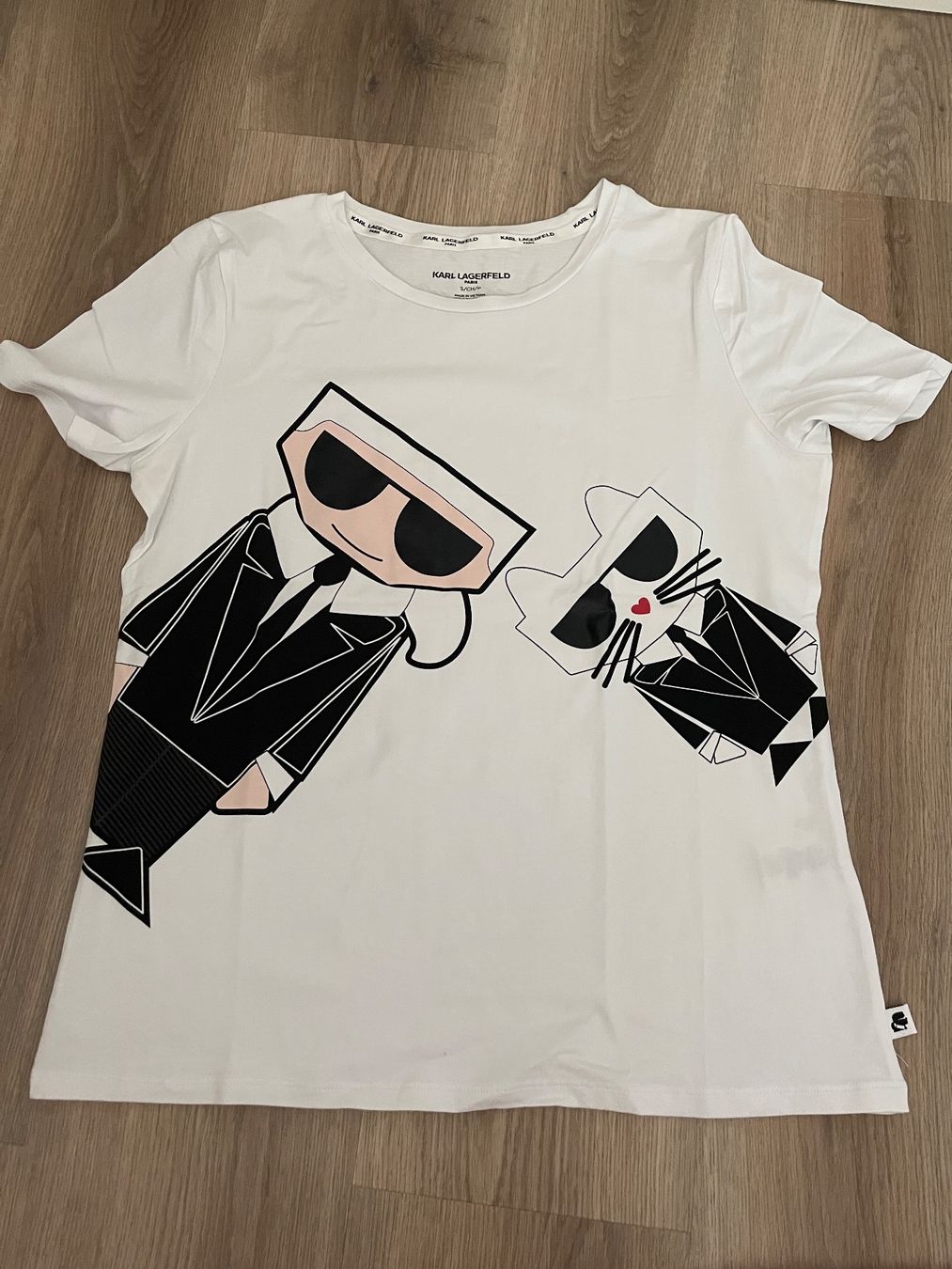 Karl Lagerfeld T-Shirts: T shirt Karl Lagerfeld – Neu (gemäss Beschreibung) aus Winterthur von Deal246