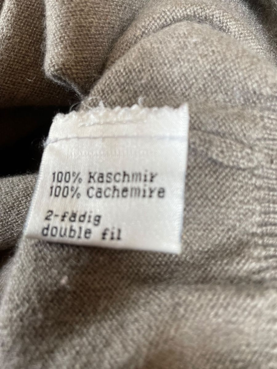 Maglioni & Felpe: Pull Sergio cachemire col V taille 56 XL gris clair – Nuovo (secondo la descrizione) da Vuippens venduto da ale_6gkb 7