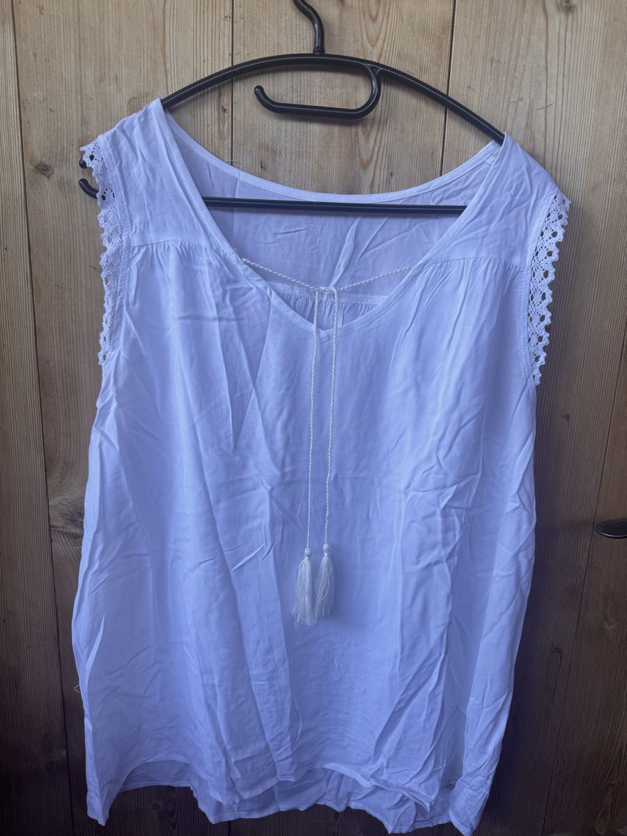 Chemisiers: Chicorée Bluse Weiss Grösse L – D'occasion à Landquart par Happyhippo42