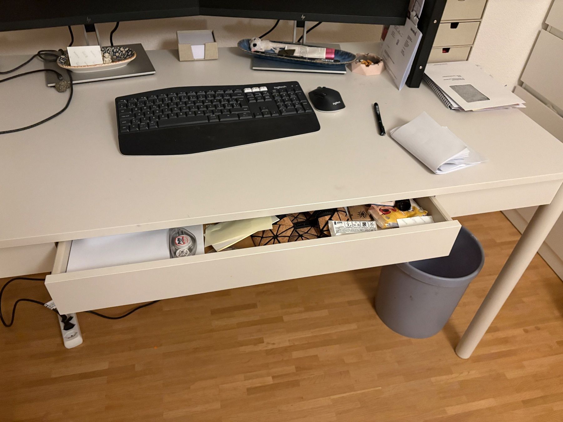 Ikea Scrivanie: Schreibtisch Ikea Tonstad, weiss – Usato da Wallisellen venduto da nadxine.g56 1
