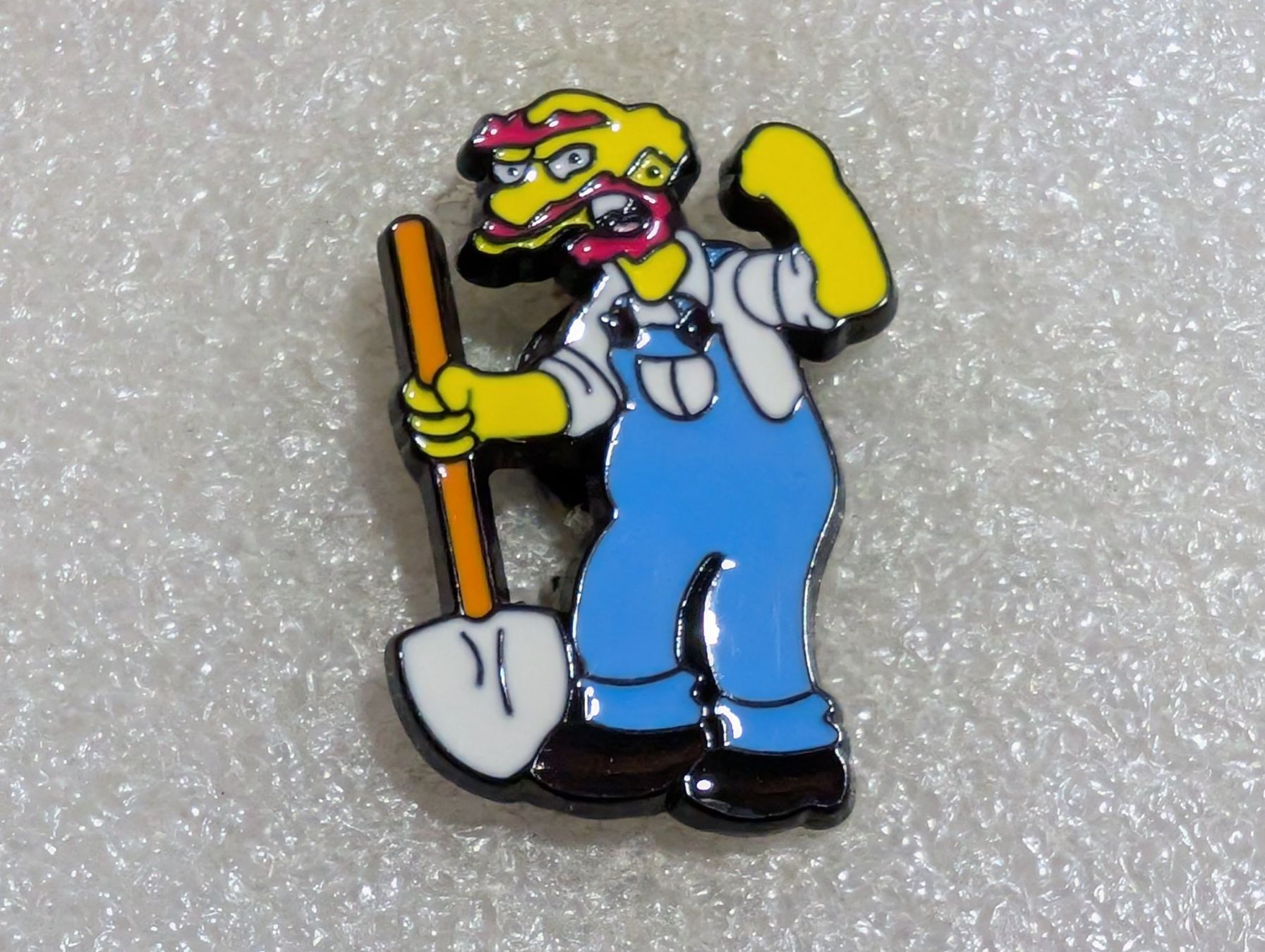 Plaquettes & Badges: Ansteckbutton 241: Die Simpsons – D'occasion à Oppligen par Pin-Fall-Shop