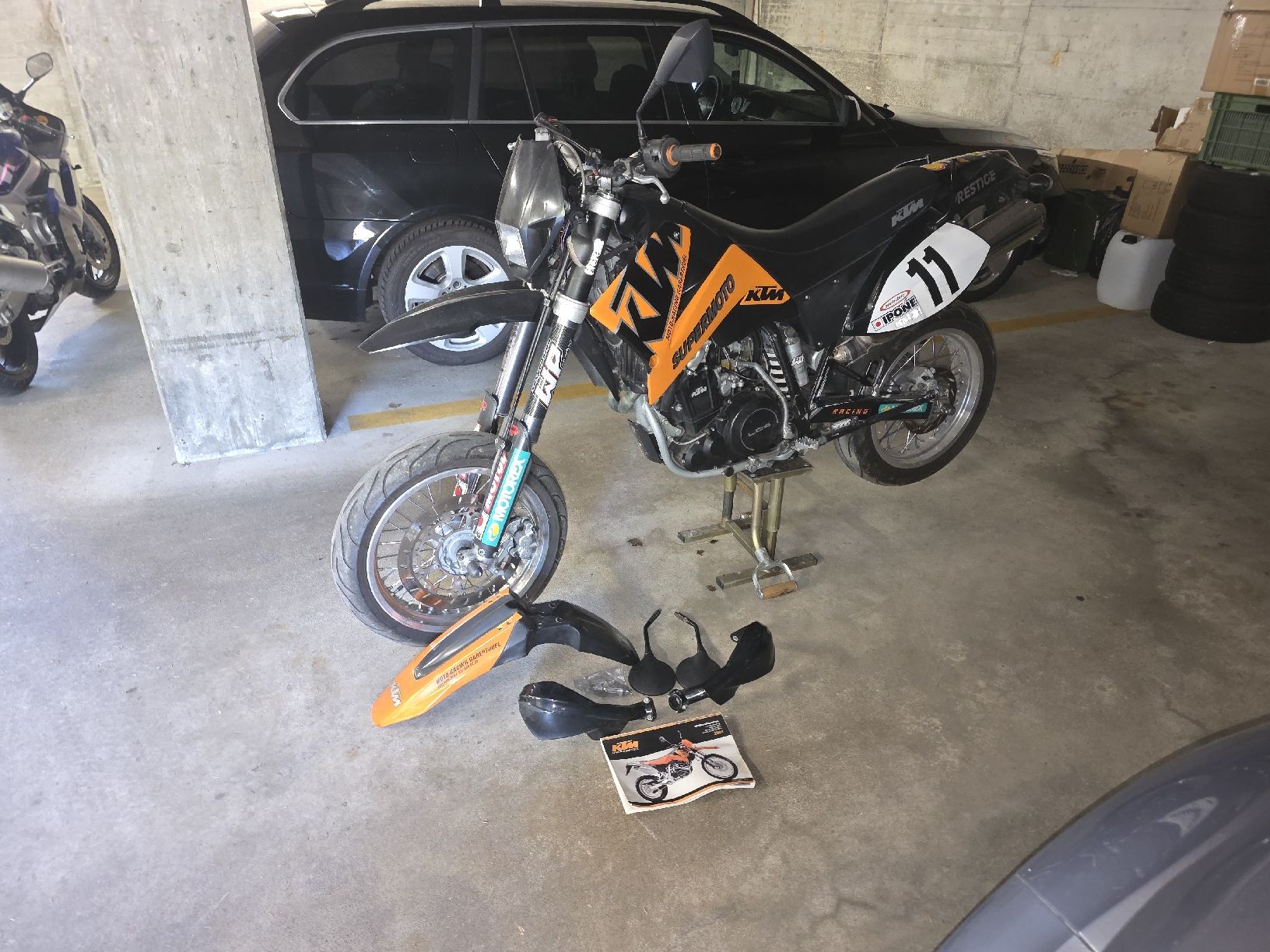 KTM Route: KTM 640 LC4 Supermoto – D'occasion à Worben par Andrea0145