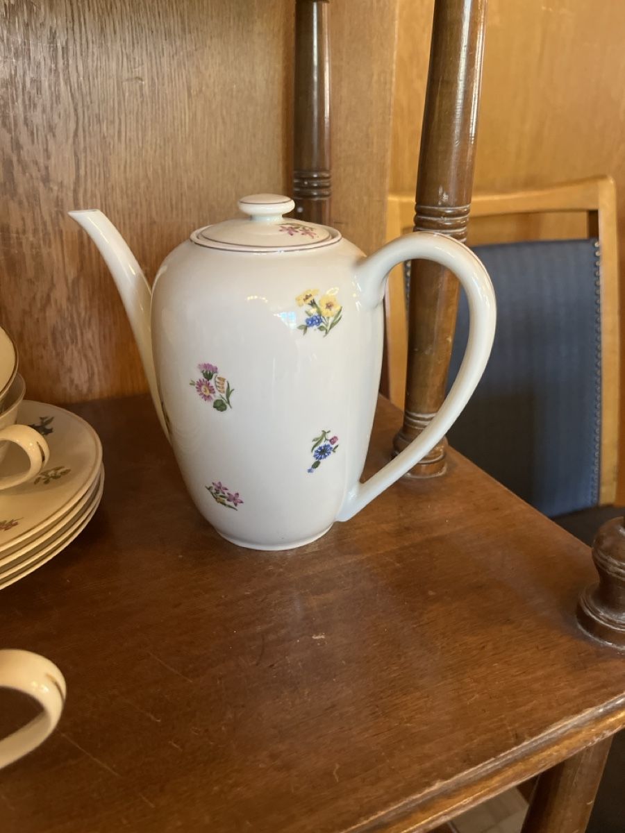 Set di piatti: Langenthaler Porzelan set 1950 – Usato da Zwillikon venduto da kim_fh98 2