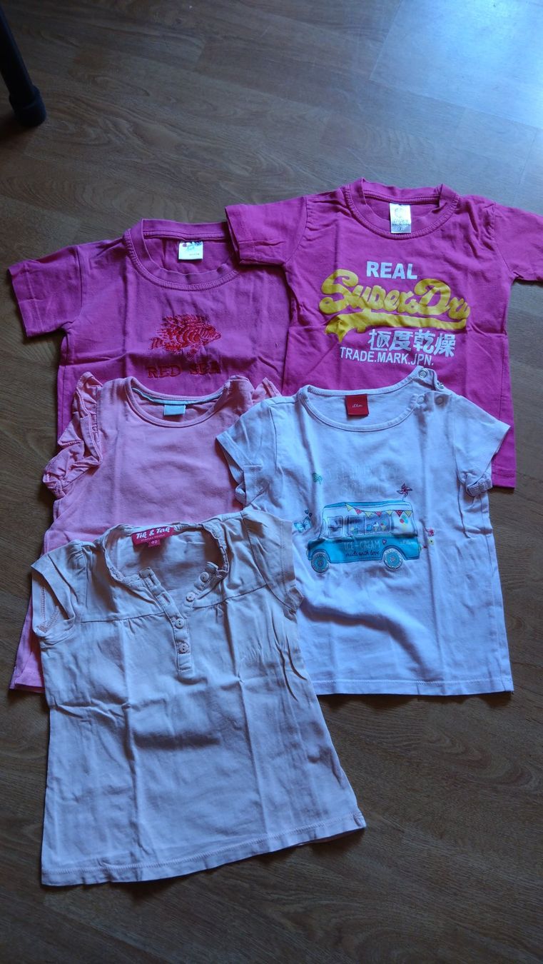 Camicette, T-shirt & Top: Mädchen Tshirt gr 92 – Usato da Triengen venduto da Ronner84
