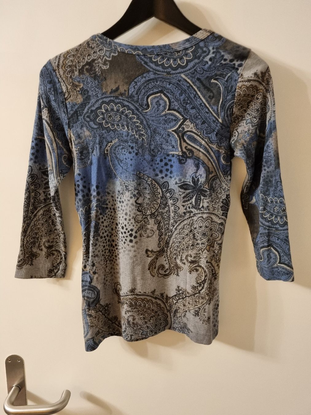 Maglioni & Felpe: Sweatshirt Gr. 36 – Usato da Thalwil venduto da Briscolina 3