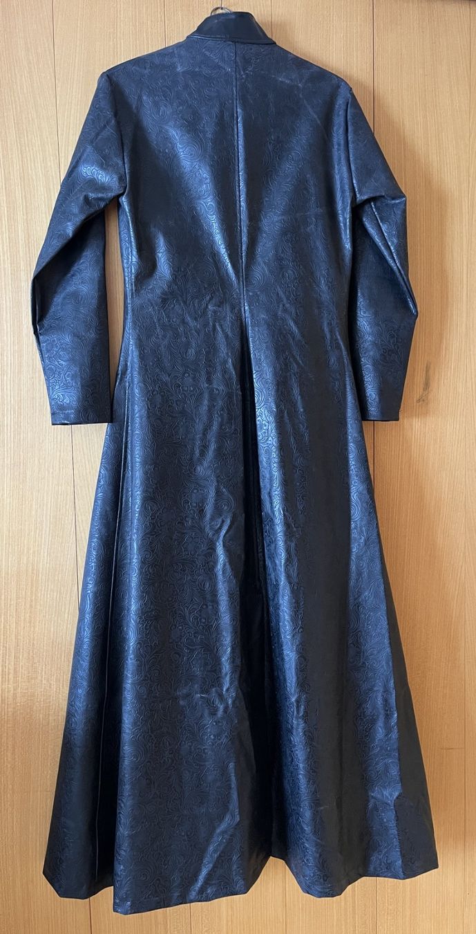 Cappotti: Bibian Blue - dunkelblauer Gothic Mantel im Matrix Style – Usato da Frutigen venduto da Baddad 1