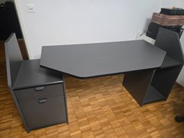 Gamingtisch mit Schubladen & Ablagen – Schwarz